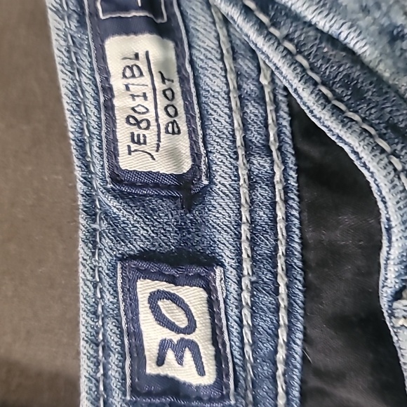 Miss Me Bootcut - Picture 3 of 6